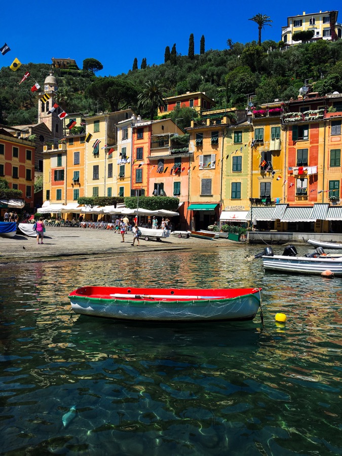 RedDot M10 preset applied to the Portofino photograph